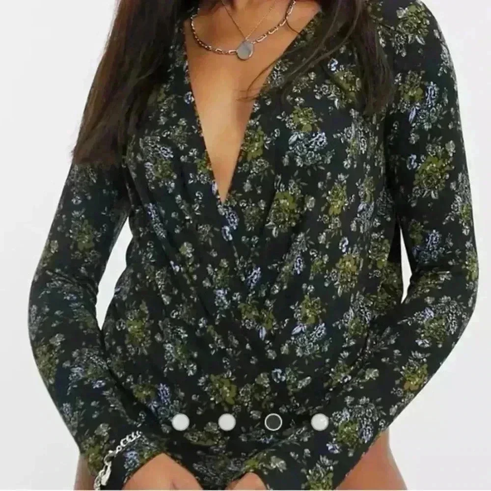 Free People Printed Turnt Bodysuit Plunge V-Neck Black Size Medium NWOT